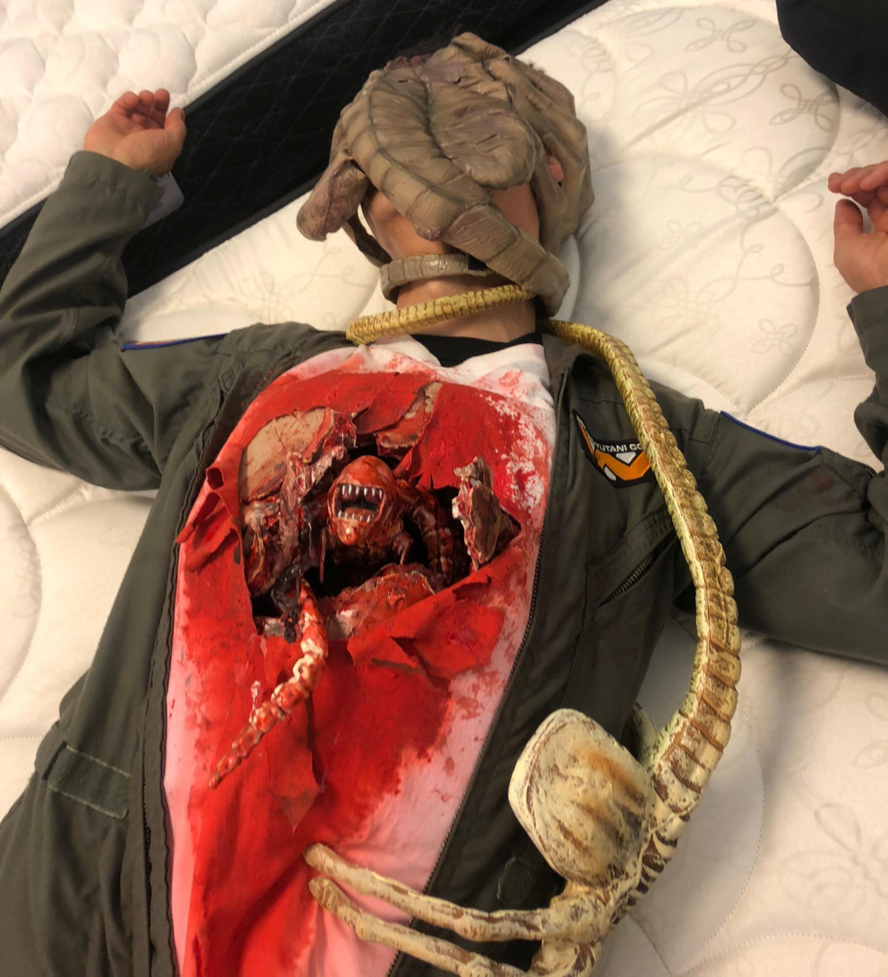 VictorLeong cover photo